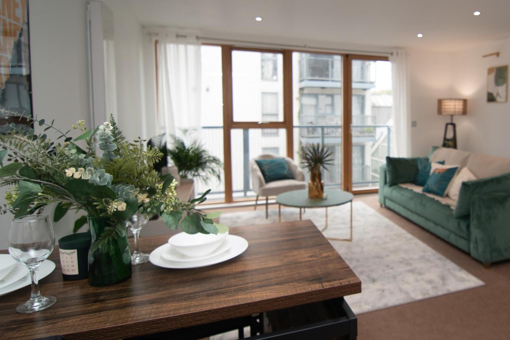 Cosy 2 Bed Hackney Sleeps 8 * Londra